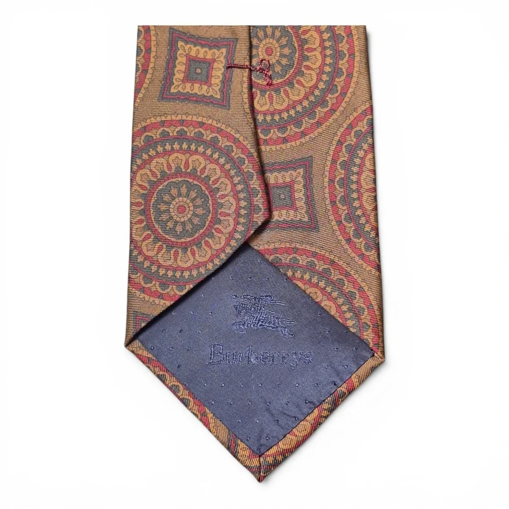 VTG Burberrys London Men's Silk Medallion Necktie Brown‎ Red Blue USA